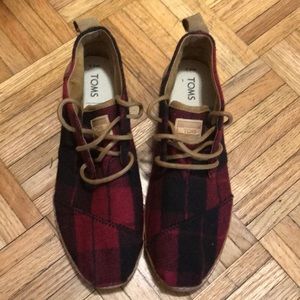 TOMS Buffalo Plaid Bota Shoes